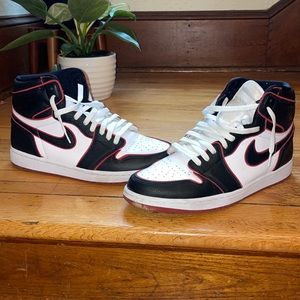 AIR JORDAN BLOODLINE 1s